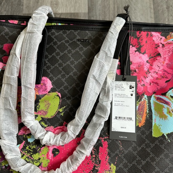 NWT Tumi Everyday Tote Collage Floral Print - Picture 3 of 7
